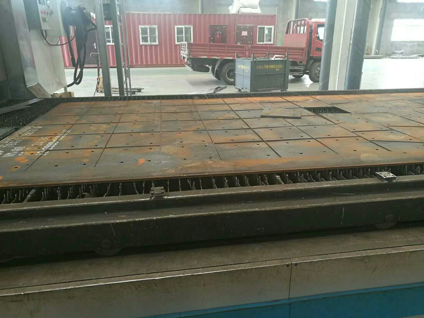 山東源達旺只賣nm500耐磨板一種產(chǎn)品嗎?